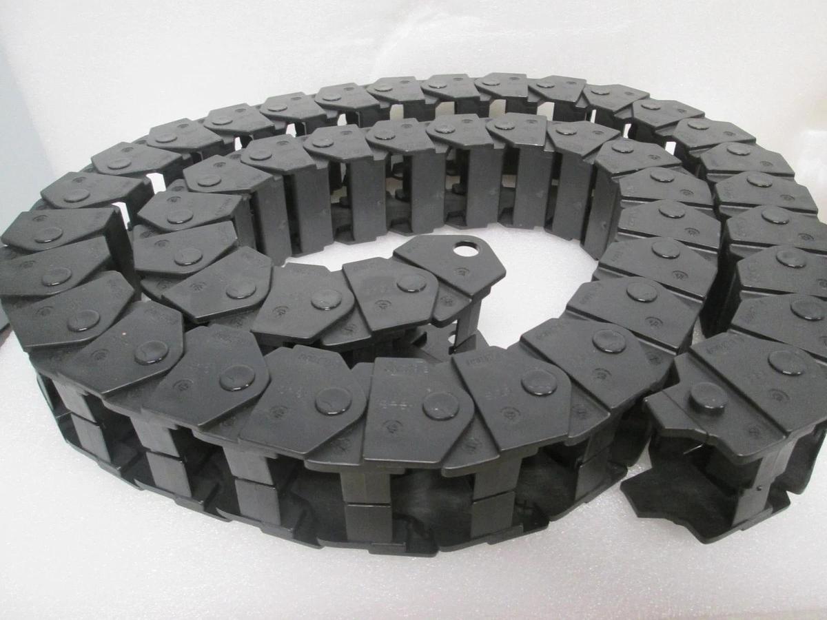 Used Igus, E16.3.060 (47 Pieces) Energy Chain System, Used