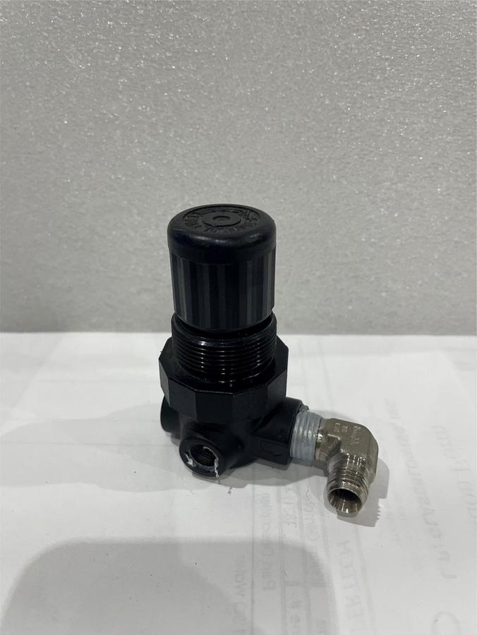 Used Dixon, R07-200R, 300 PSIG, Regulator, Used