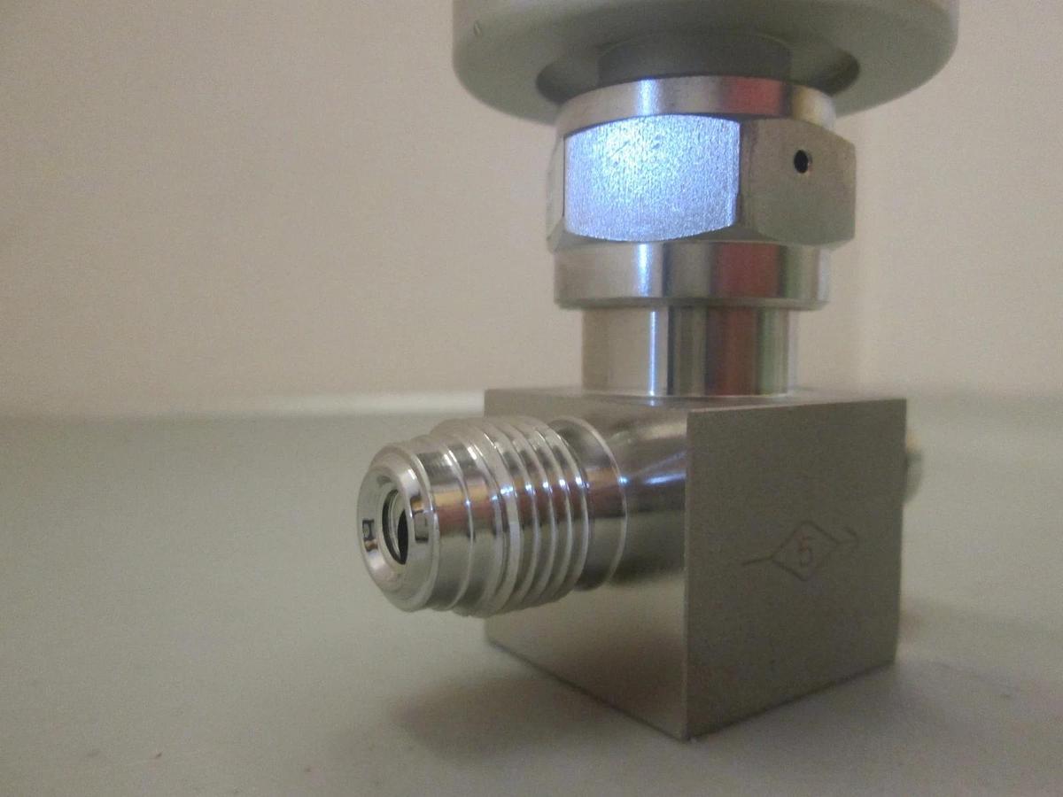 Used Fujikin, 3.5-7kgf, N.O. Pneumatic Valve, 1/4" MVCR, Used