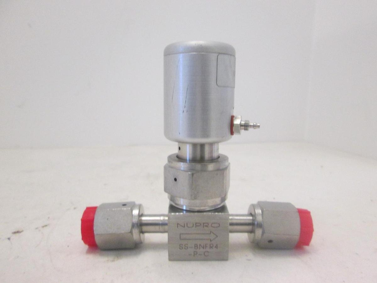 Used Nupro, High Purity Bellows Valve, SS-BNFR4-P-C, 1/4" FVCR, Used