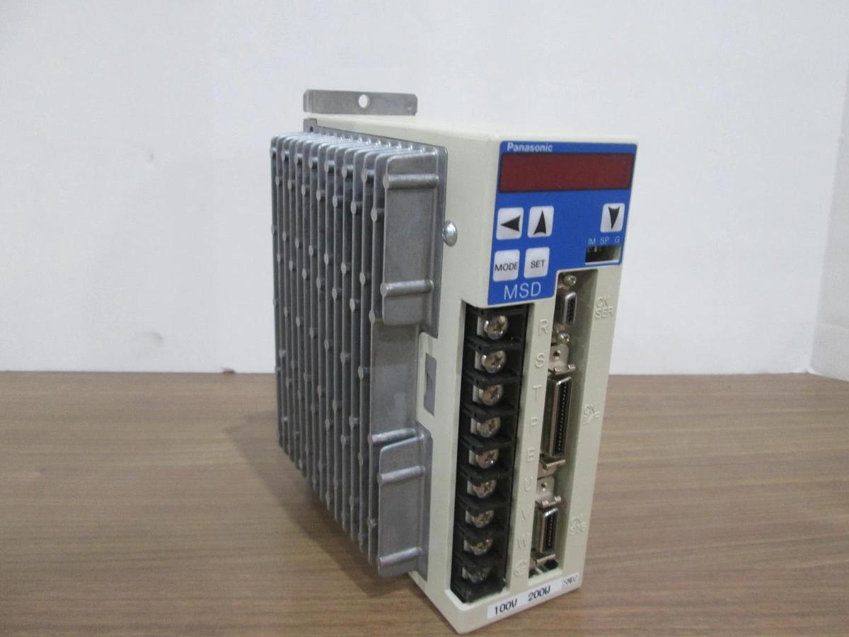 Used Panasonic AC Servo Driver MSD021A1X, 200W, 100V, 50/60Hz, Used