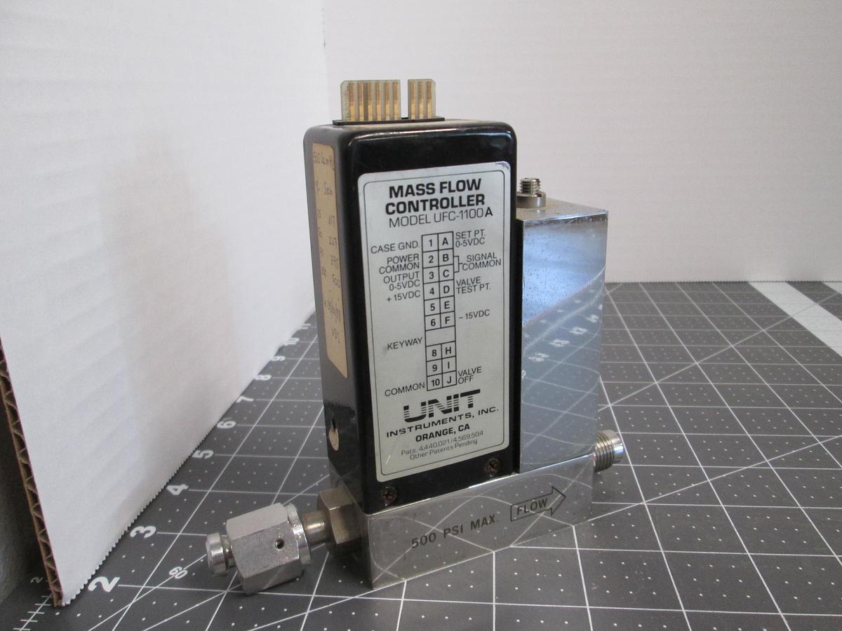 Used UNIT Instruments, UFC-1100A, Mass Flow Controller 500 SCCM TE MFC