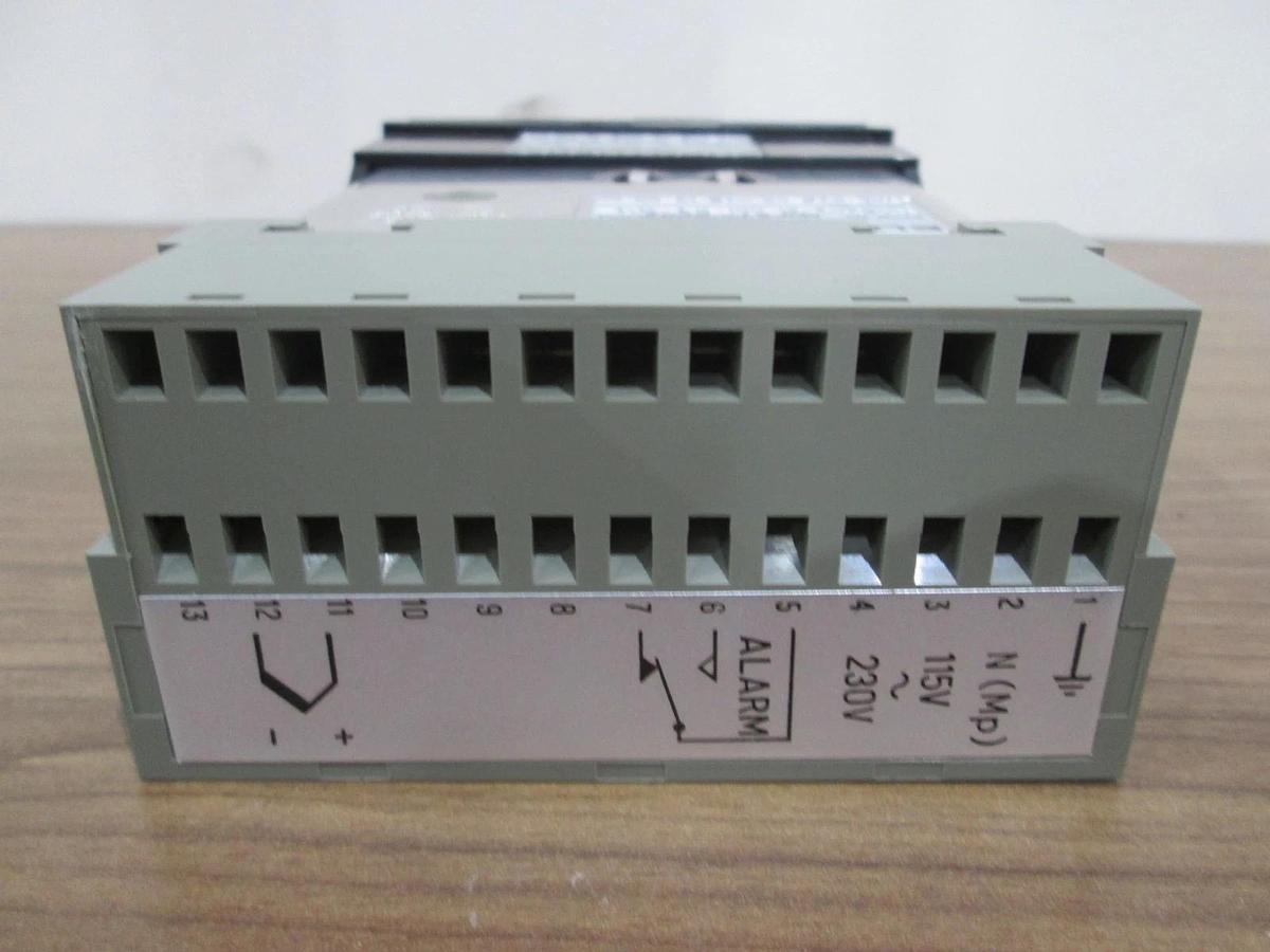 Used Eurotherm, 106-028-05-028, Temperature Controller, Used