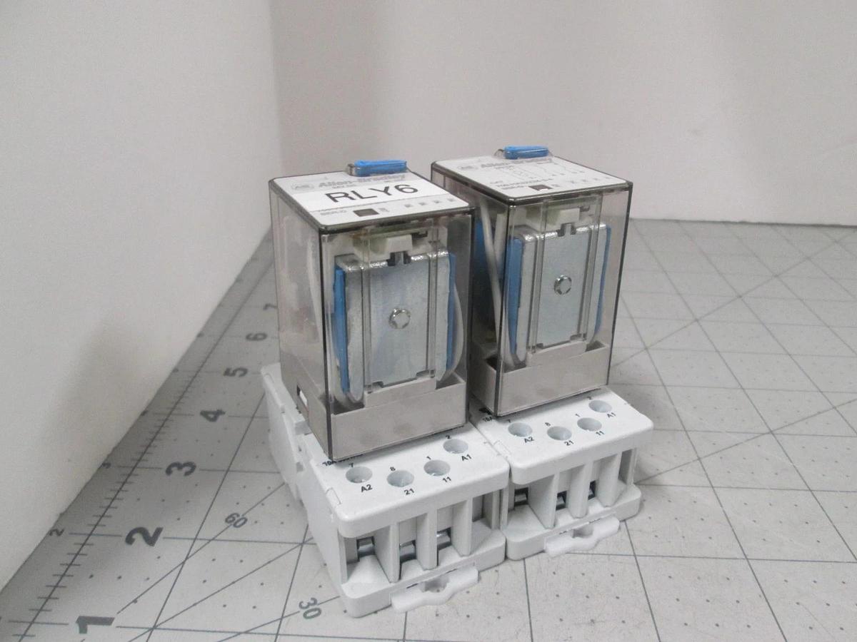 Used Allen-Bradley, 700-HA32Z24-3-4 Relay w/ 700-HN100 Socket, Used, Lot of 2