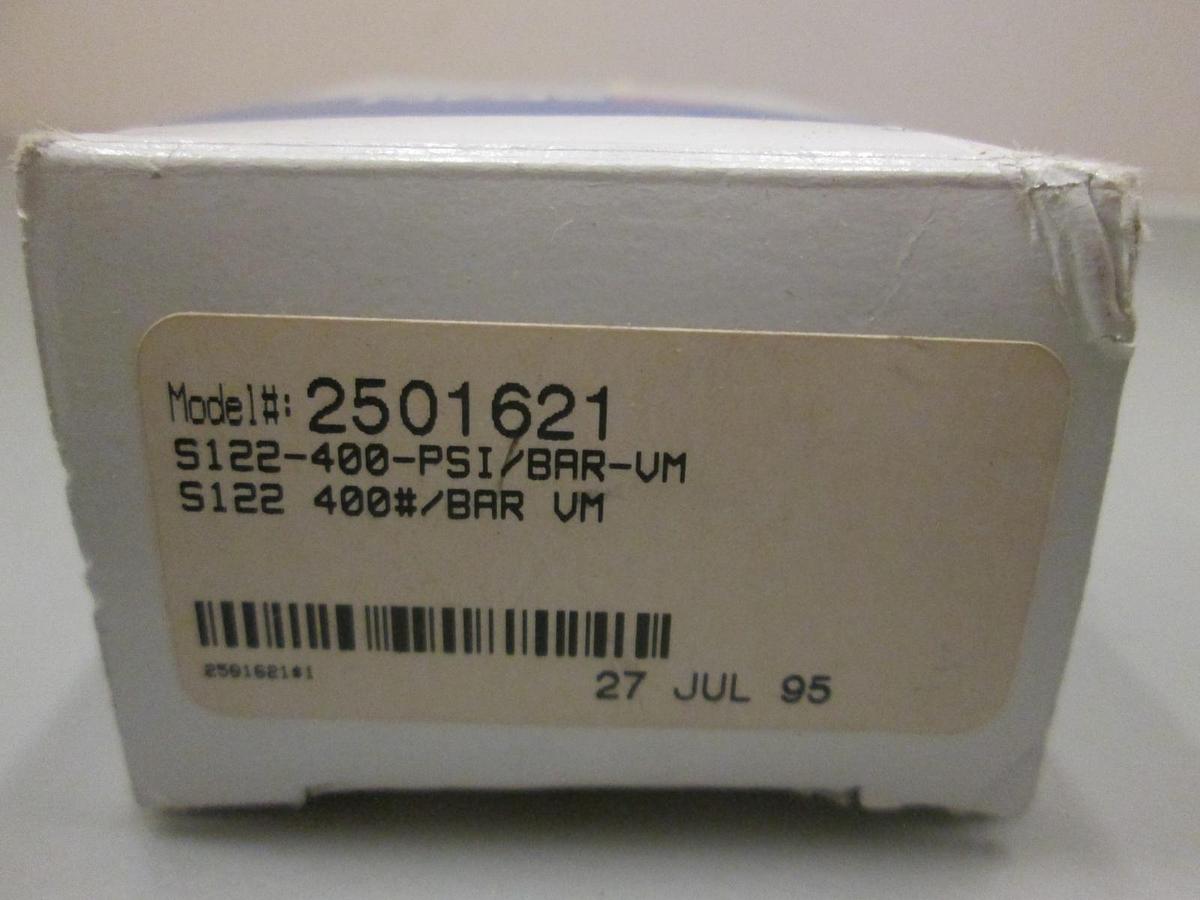 Used Span Instruments Cleanroom Gauge S122-400, 2", Male Face Seal, Stem Mount