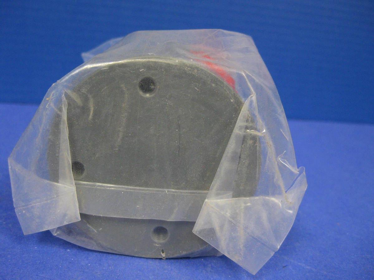 Used Fluorocarbon DIB-PVC-8P-C Pneumatic Valve, Normally Closed New