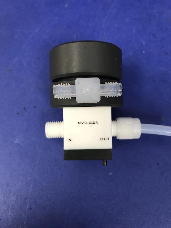 Used Fluorocarbon NV2-224 High Purity N.C. Pneumatic Valve 1/4" 50 psi/125 psi, Used