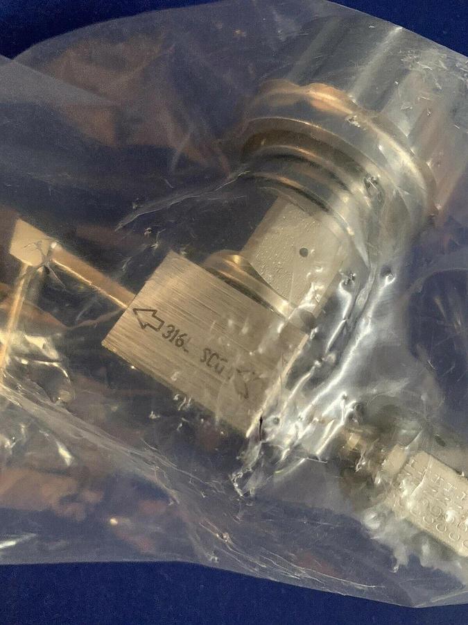 Used Ewal Titan II PGI Valve Assembly w/ Indicating Handle , 1/4 FVCR Fittings, Used
