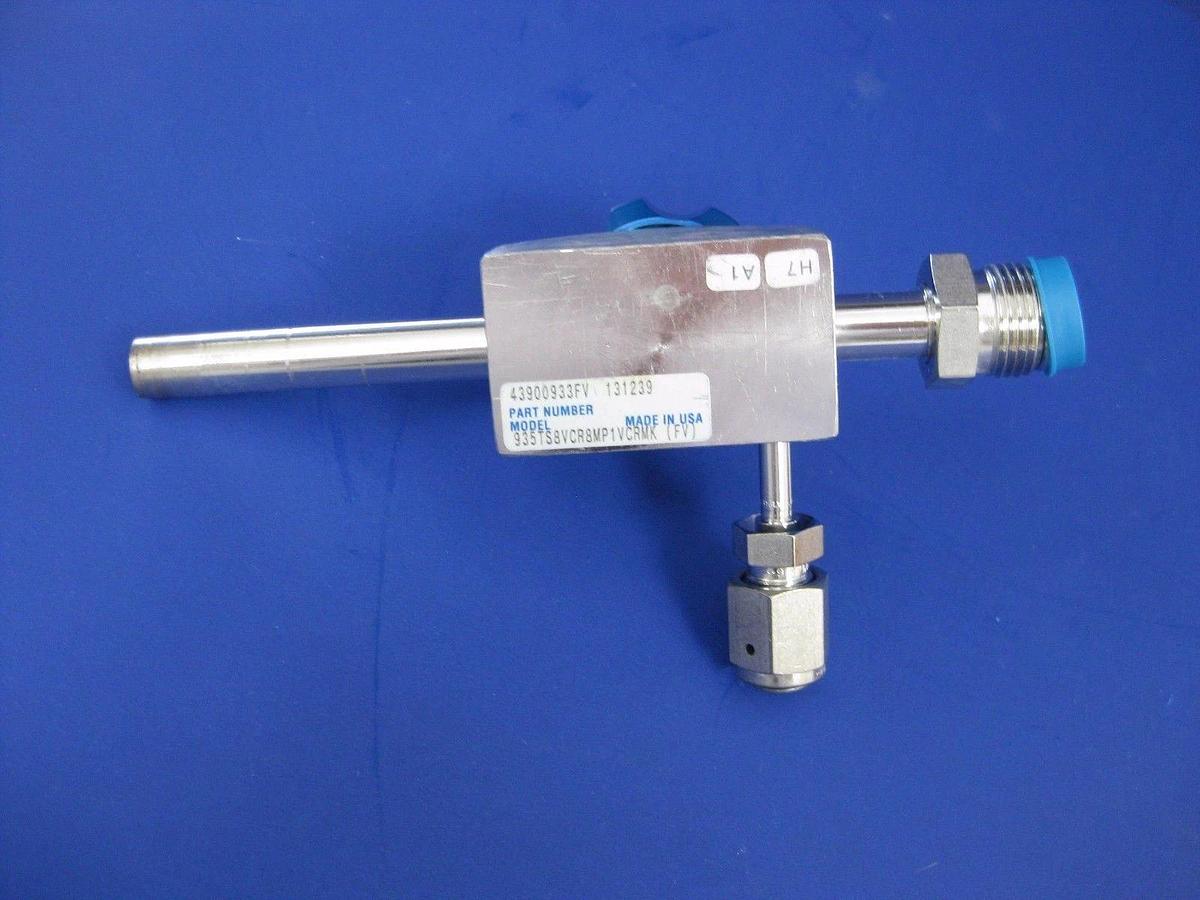 Used Veriflo 935TS8VCR8MP1VCRMK High Flow Valve, High Purity, 1/2"MVCR w/ Purge Port