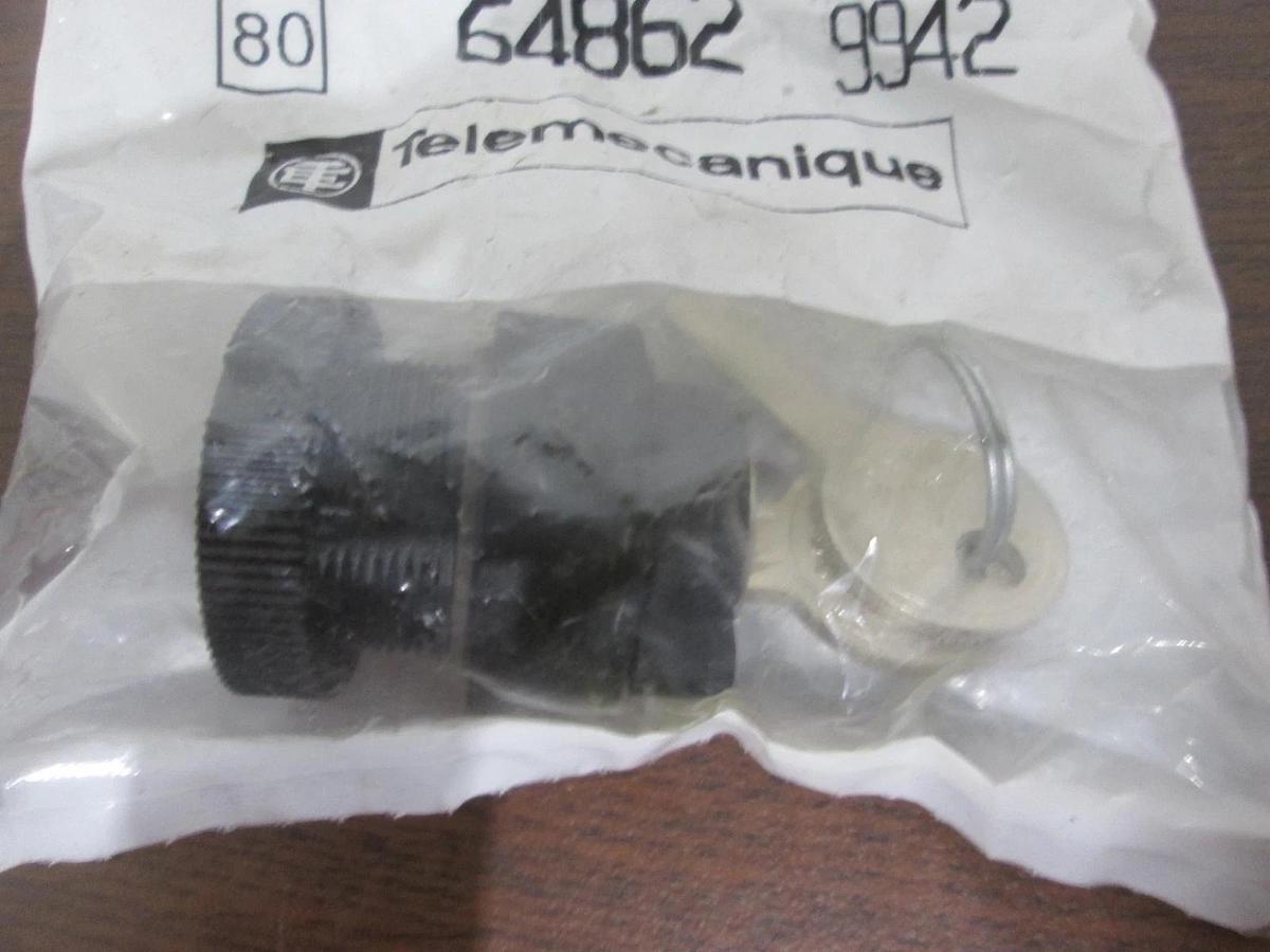 Telemecanique, ZA2BG2, Key and Lock, New