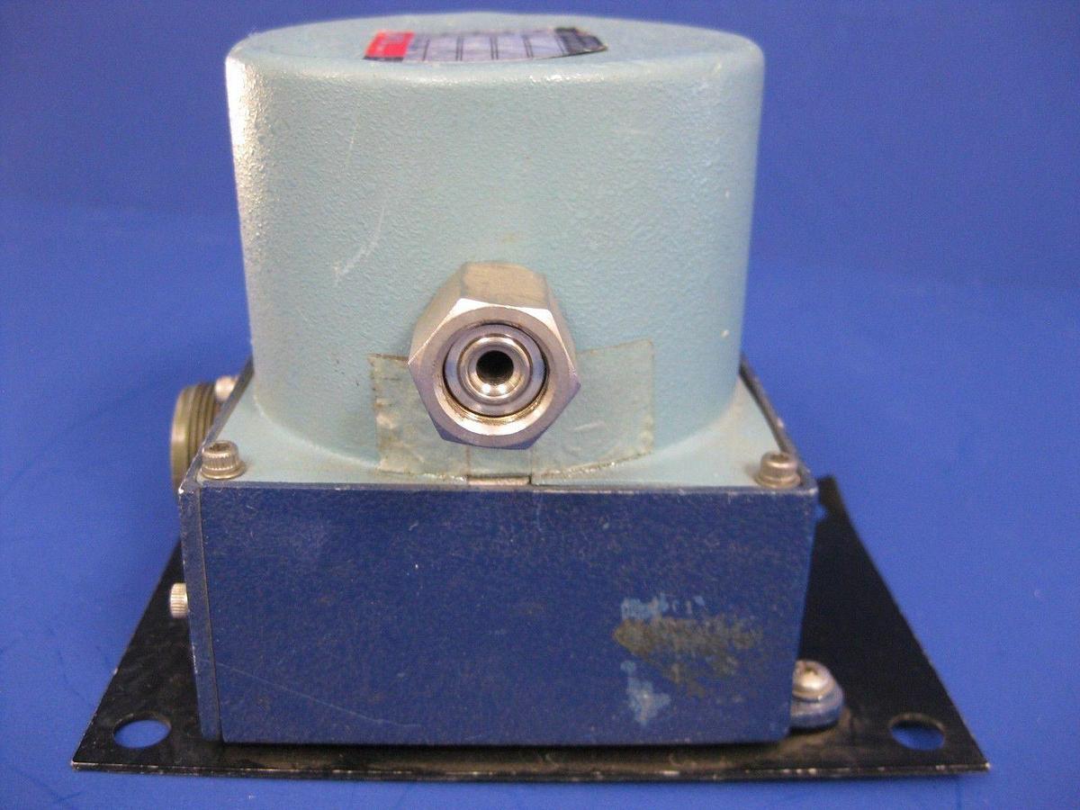Used MKS Instruments Baratron 310BHS-1 Pressure Head, 1 Torr, Used