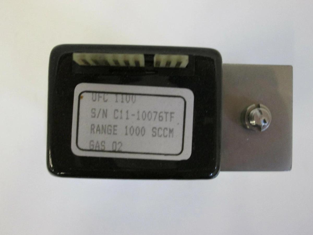 Used Unit UFC-1100 Mass Flow Controller MFC, O2, 1000 SCCM, 1/4" Male