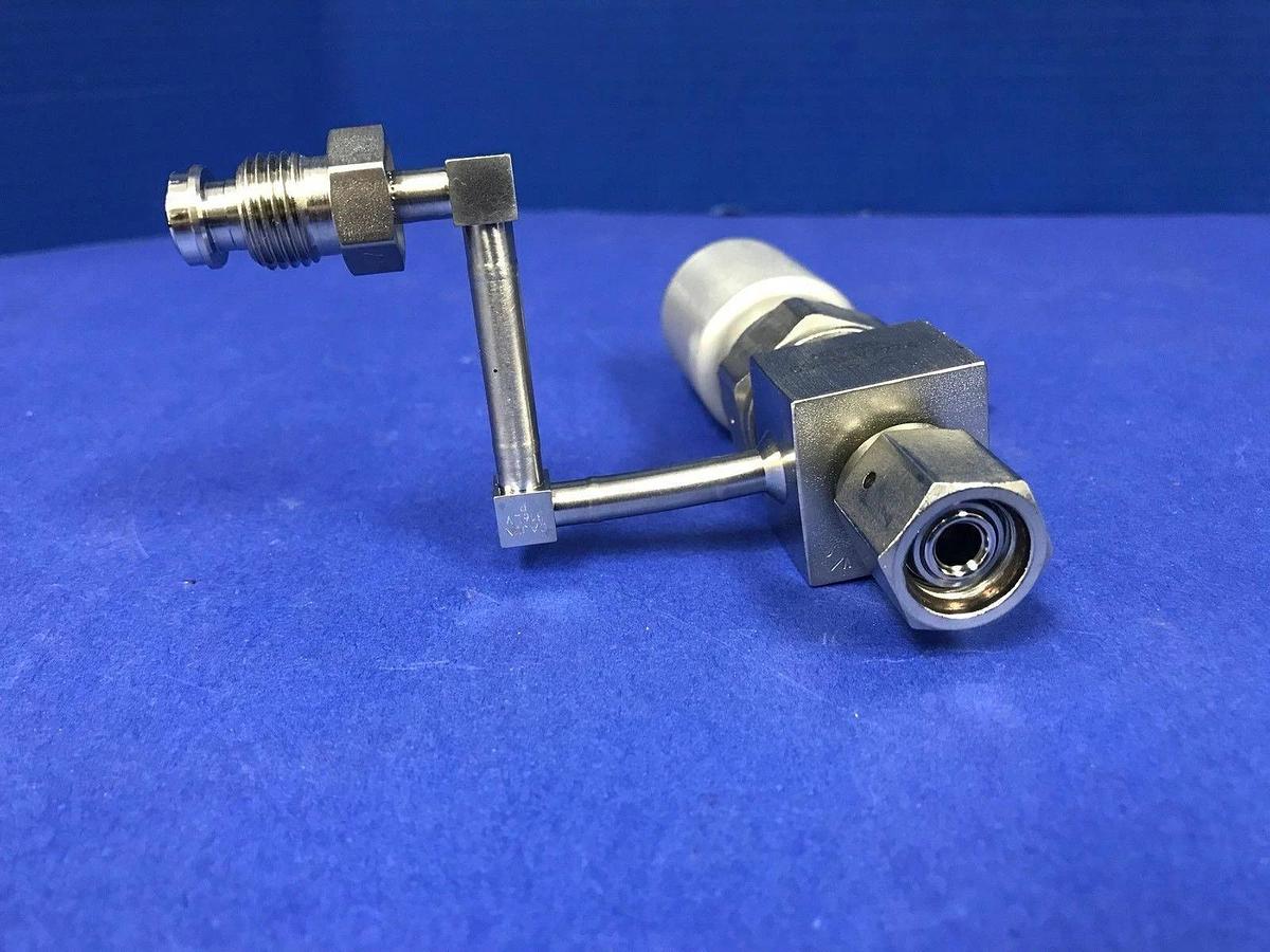 Used Nupro Pneumatic Right Angle Valve SS-4BNV727-P-C, 1/4" VCR N/C, Used