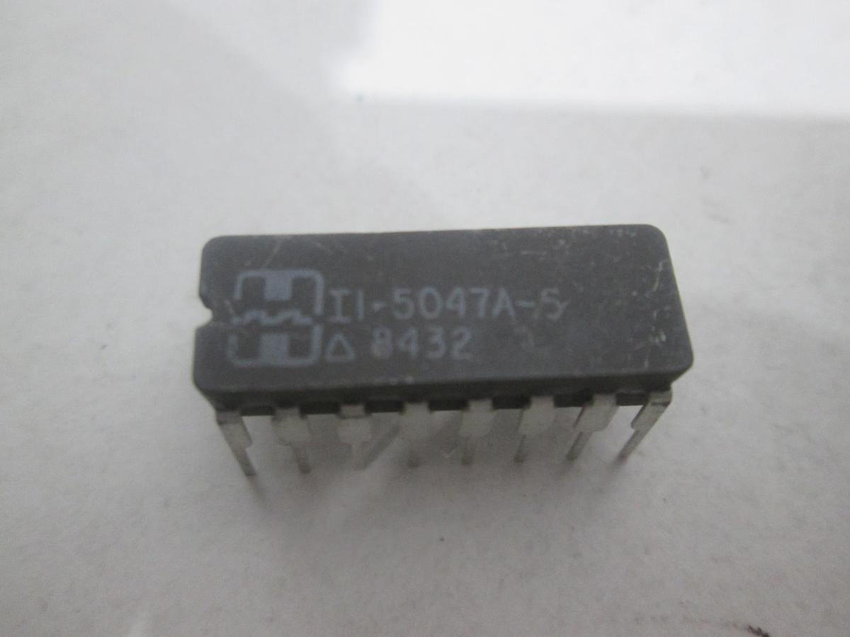 Used I1-5047A-S, Integrated Circuit, New, Lot of 22