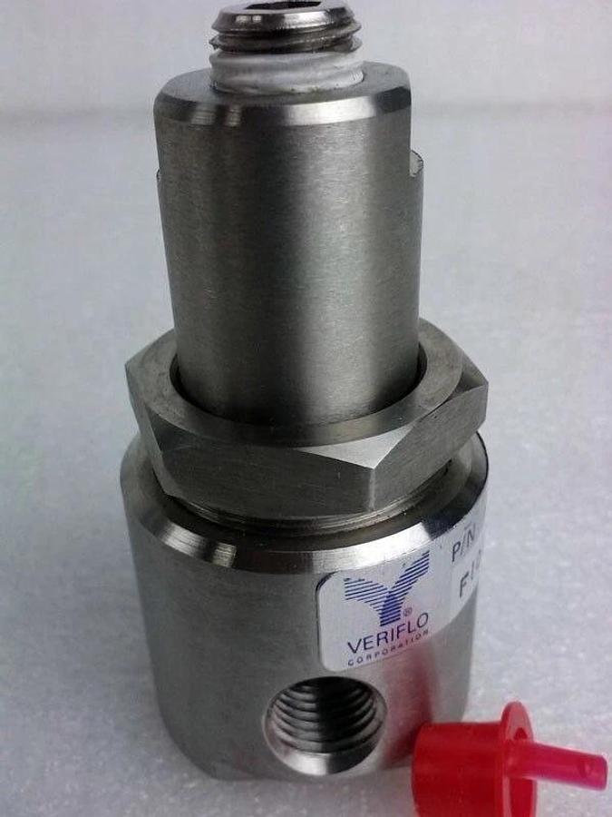 Veriflo Mini Regulator F10S250, 2 Ports , 1/4" NPT, NIB