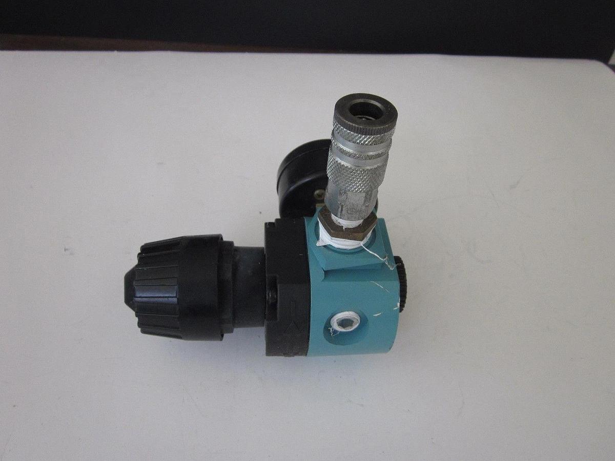 Used DIXON R16-04R REGULATOR WITH CONNECTOR AND GAUGE
