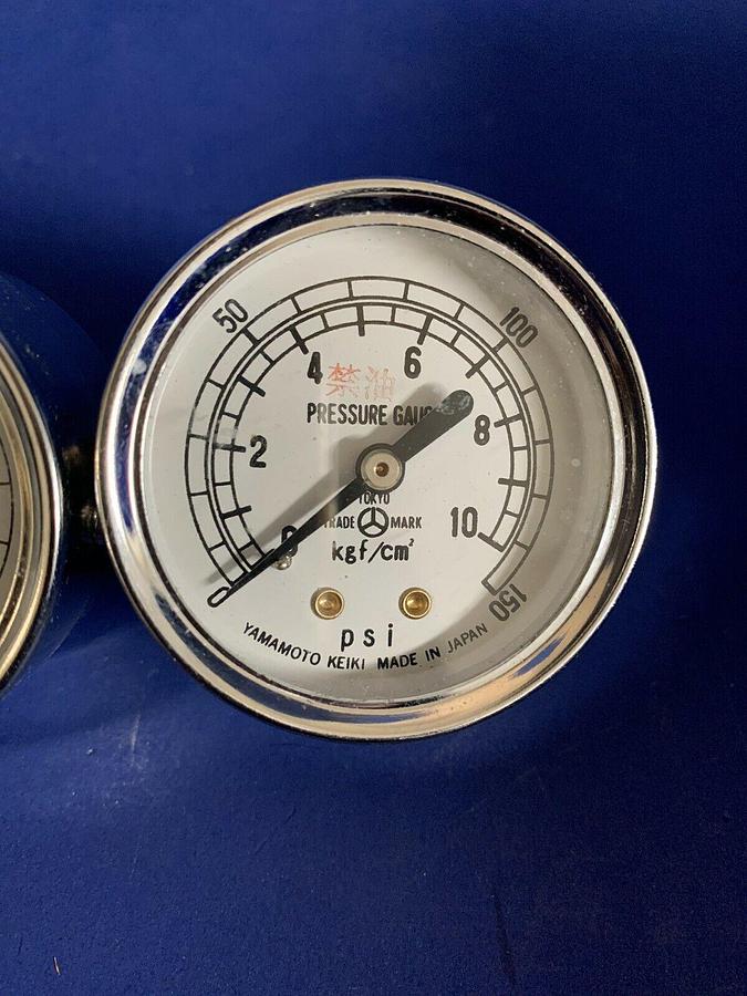 Used Yamamoto Keiki  Pressure Gauge, 0-150” PSI,  0-10 kgf/cm2, ¼” NPT, Lot of 2