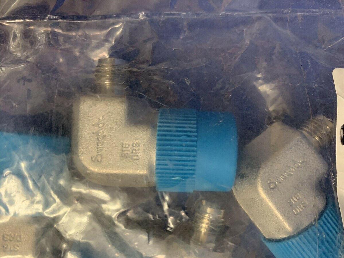Swagelok SS-400-2-8, 1/4" Swagelok X 1/2" MNPT, Lot of 6, New