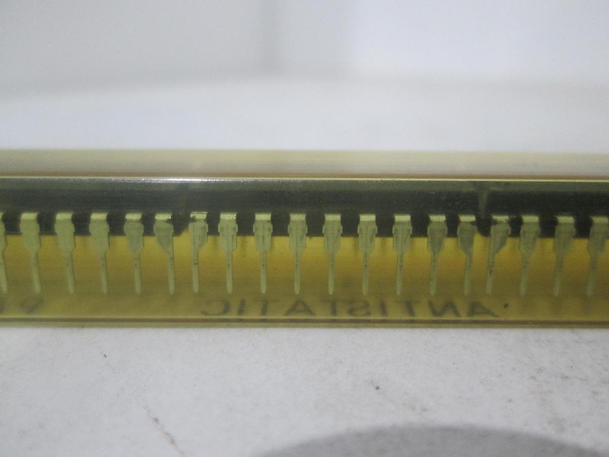 Fairchild, MB81464-10, Integrated Circuit, New, Lot of 8