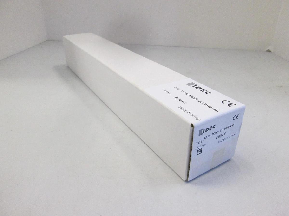IDEC, LF1B-NC3P-2TLWW2-3M, Light Bar, New