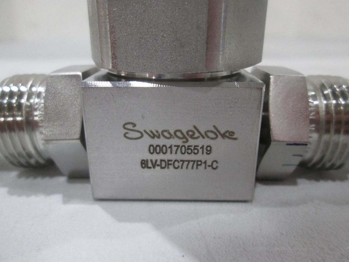 Used Swagelok, 6LV-DFC777P1-C, 3 Way Manual Diaphragm Valve, Used