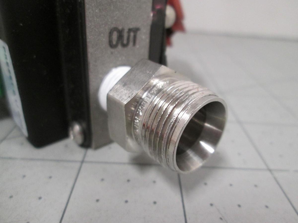 Used Proteus Industries, 9804SN1P3, Fluid Flow Switch, 24V, 30mA, Used