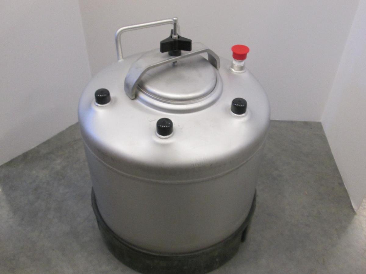 Used ALLOY PRODUCTS CORP, 5GAL PRESSURE CANISTER 12" DIA WIDE MOUTH, New