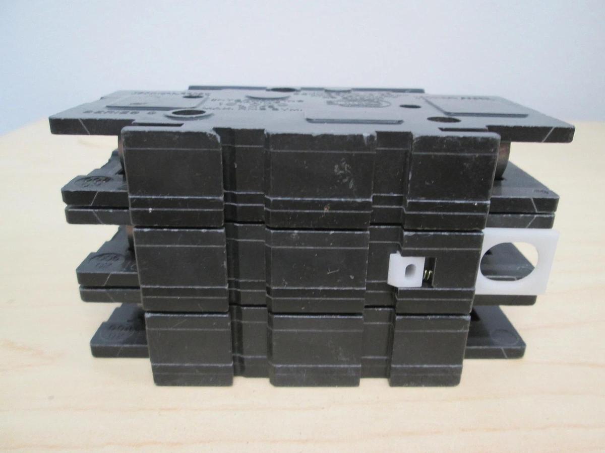 Used Square D, YF-6799, Type QOU, 3 Pole Circuit Breaker, 40A, Used