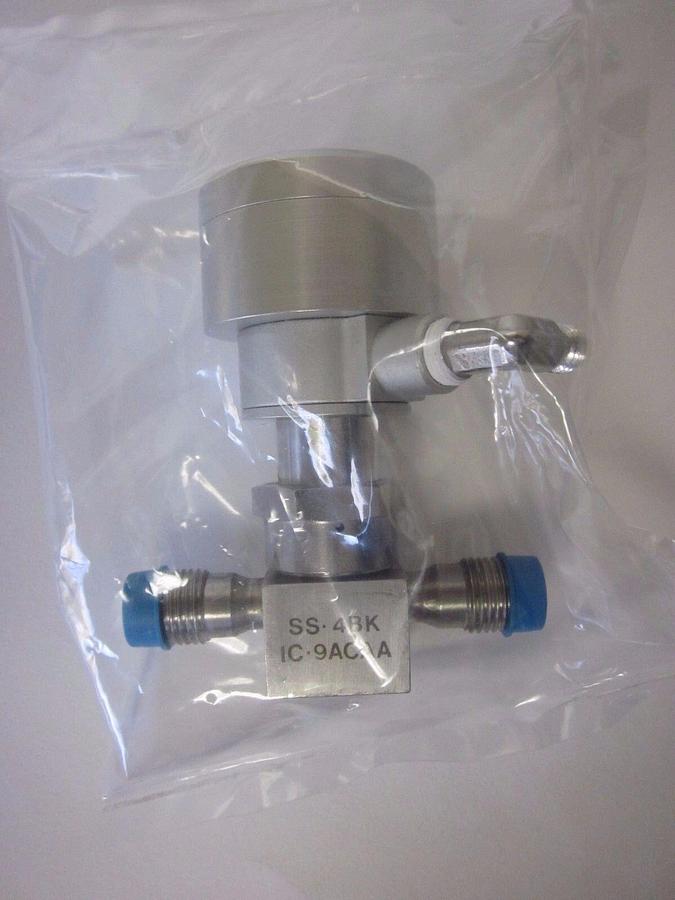 Used Nupro SS-4BK-1C-9ACAA Bellows Sealed Valve w/ NC Actuator,1/4"MVCR - Used