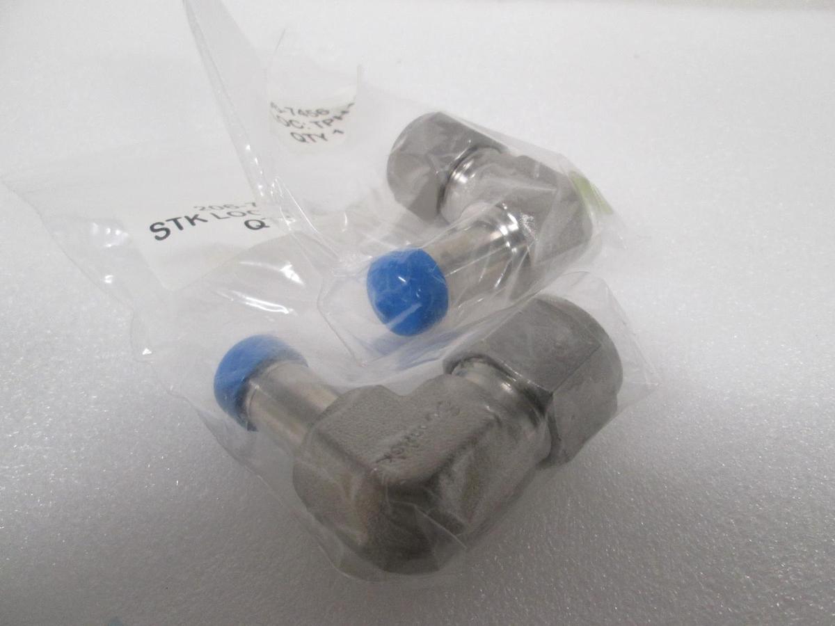 Swagelok, 90 Degree Elbow, Tube Weld w/ 1/2" MVCR, 206-7456, New, Lot of 2