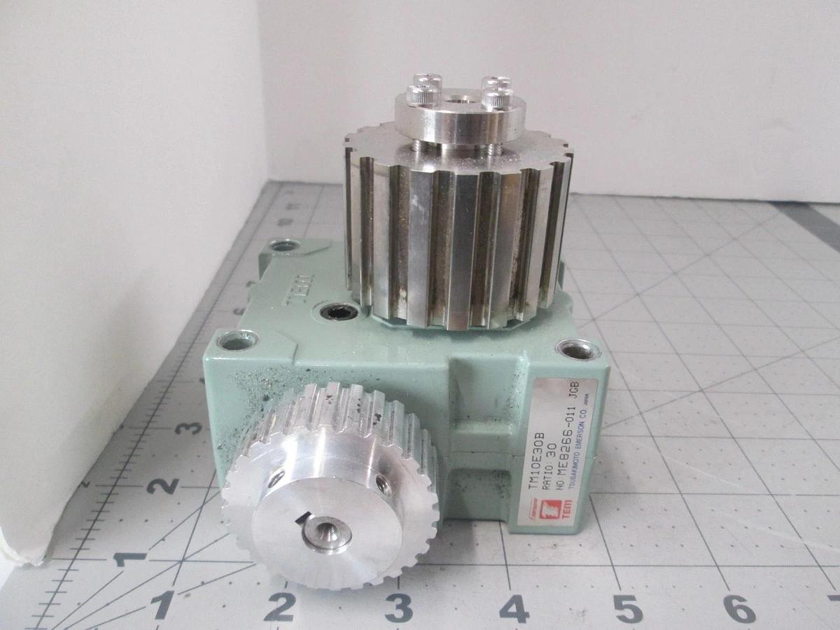 Used Tsubakimoto Emerson, TM10E30B, Ratio: 30, ME8266-011 JGB, Worm Gear Reducer, Use