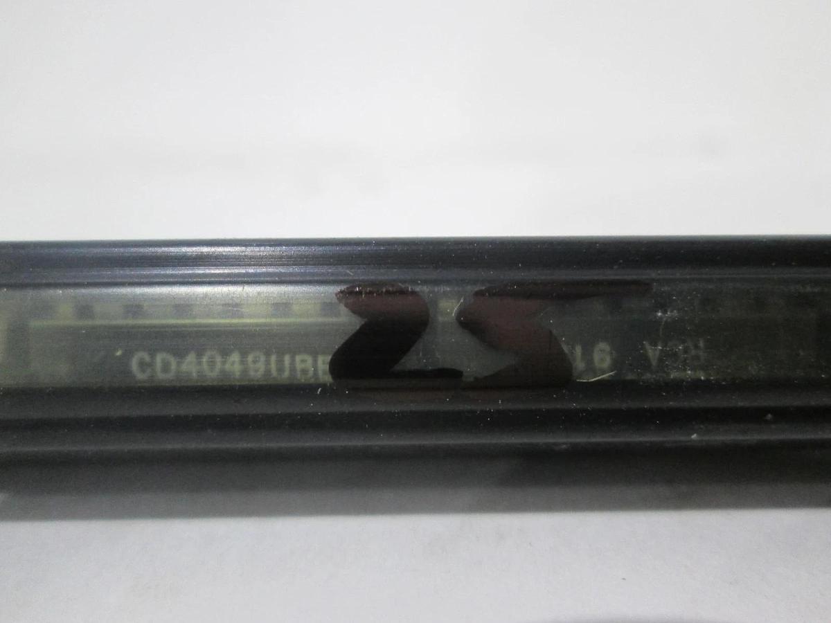 RCA, CD4049UBE, Integrated Circuit, New, Lot of 25