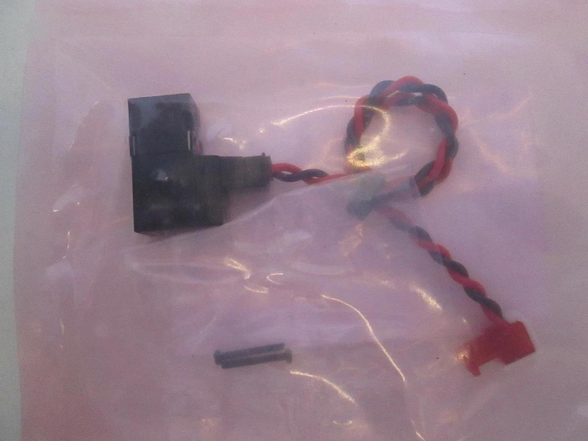 Used AMAT, 0090-20042, 3 Way Valve, New scm pilot