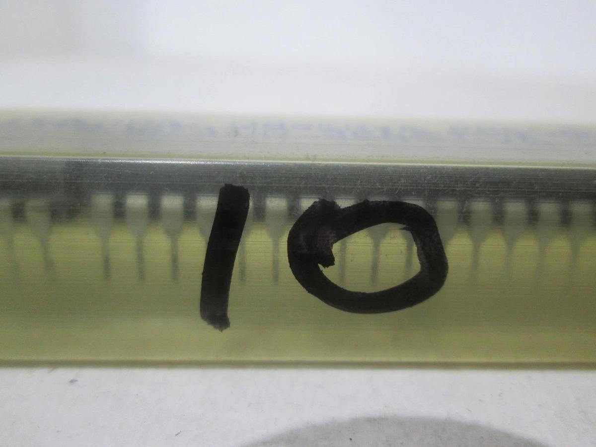 AMI, S68017YP, 8048APV, Integrated Circuit, New, Lot of 10