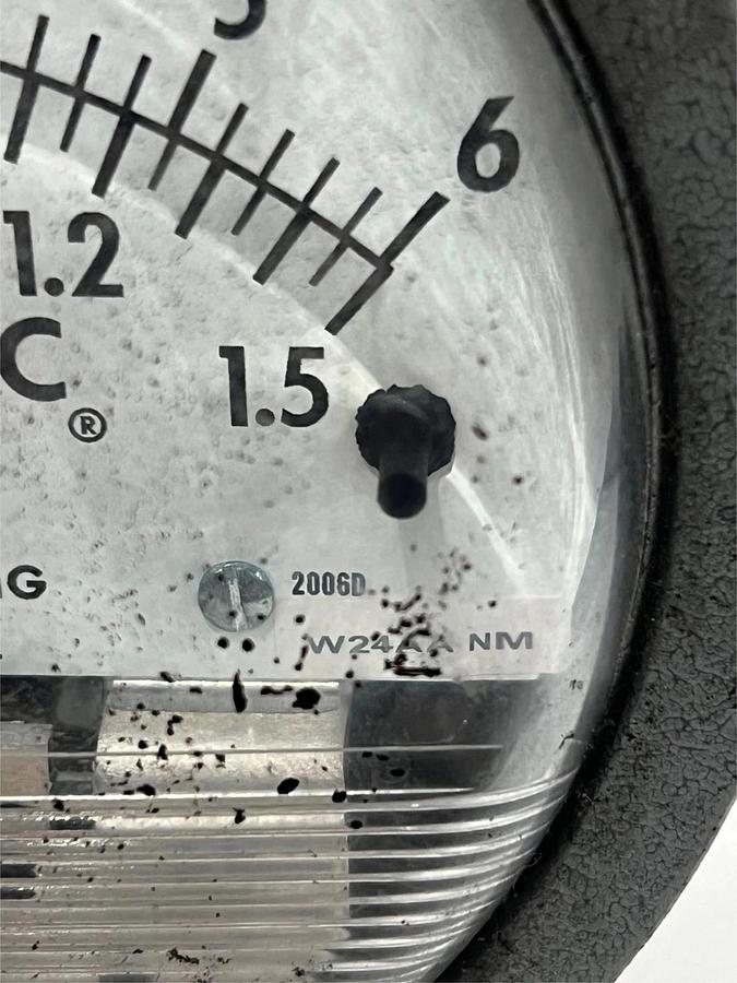 Used Dwyer, Magnehelic Pressure Gauge, 0-6”, 2006D, UseB