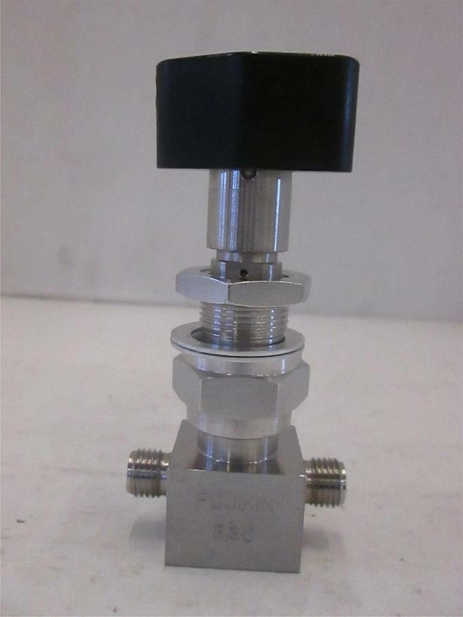Used Fujikin, Turn Shut Off Valve, Butt Weld, Used