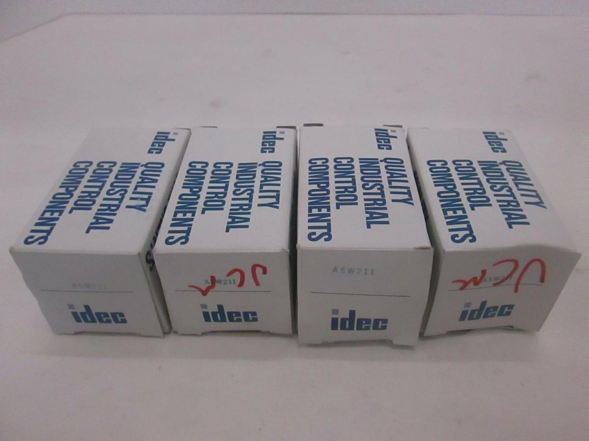 Idec, Selector Switch, ASW211, New, Lot of 4