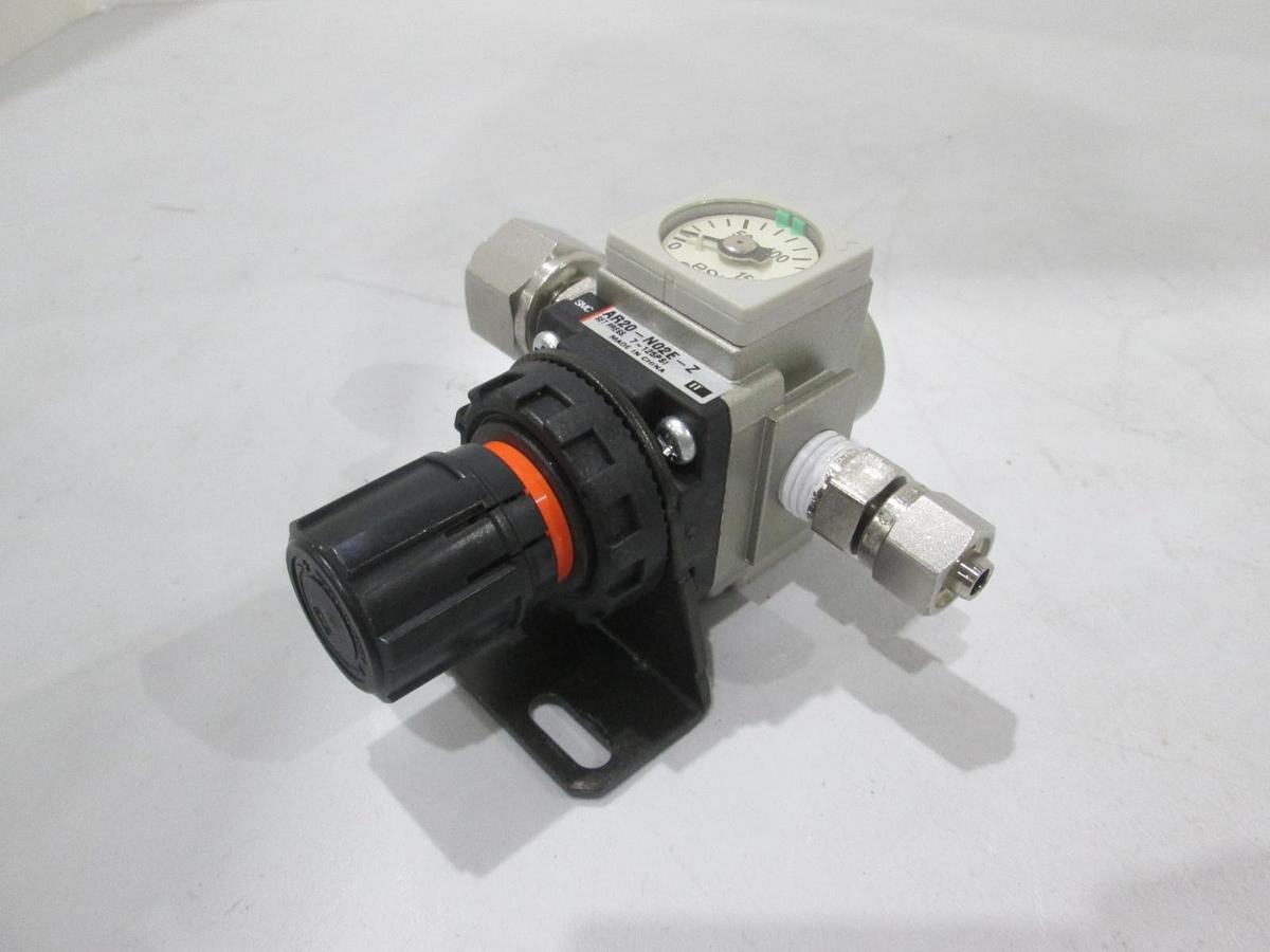 Used SMC, AR20-N02E-Z, Regulator Assy w/ Gauge, Used