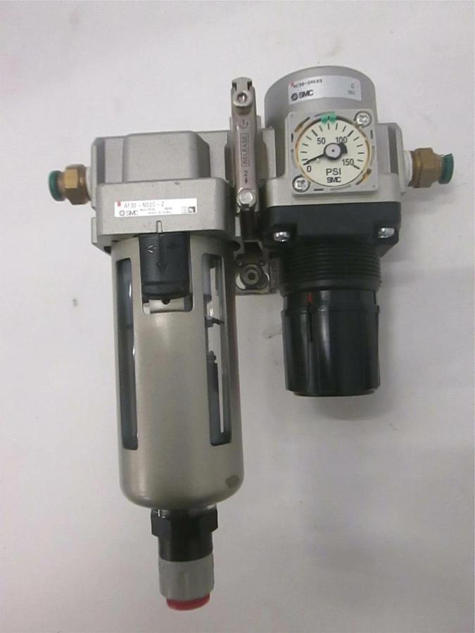 Used SMC, Compressed Air Filter Assy w/ Modular Regulator, AF30-N02C-Z, Used