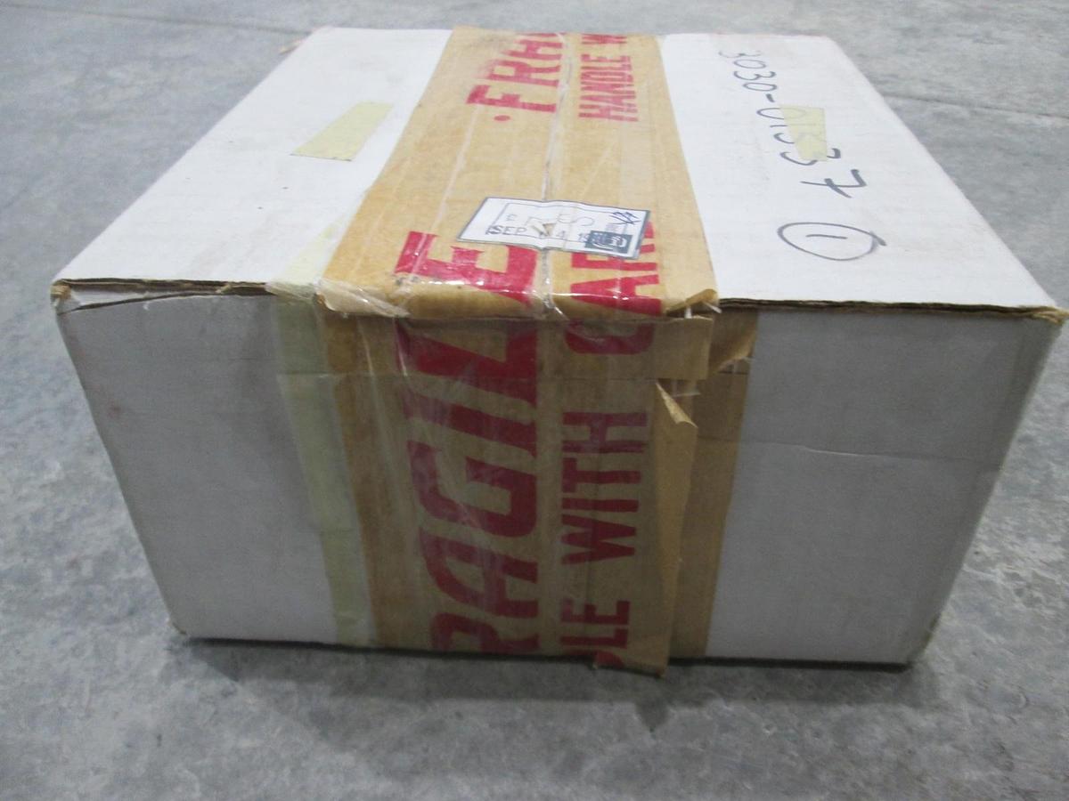Used Unit, UFC-1100A, Mass Flow Controller, He, 6 SLM, New