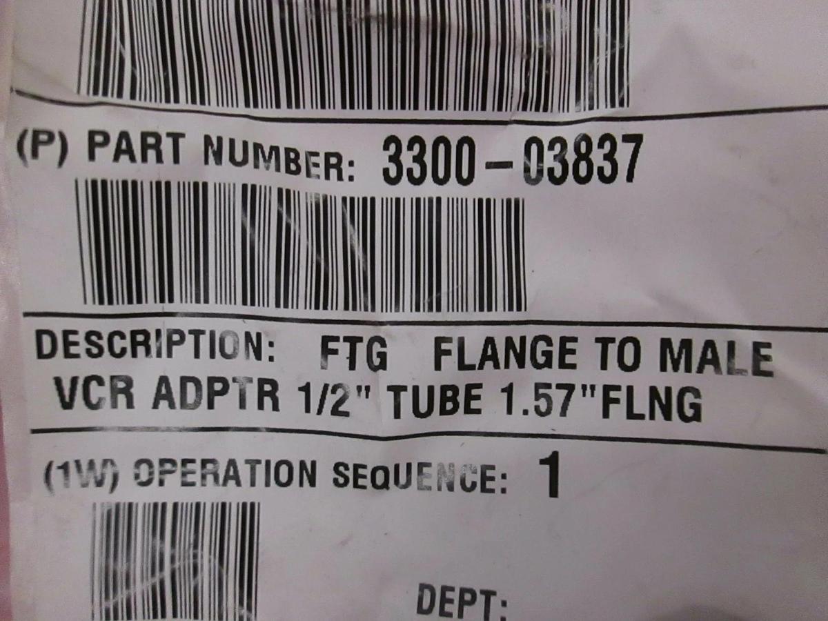 Used AMAT, FTG Flange To Male VCR Adpt 1.2" Tube 1.57" Flng, 3300-03837, Used