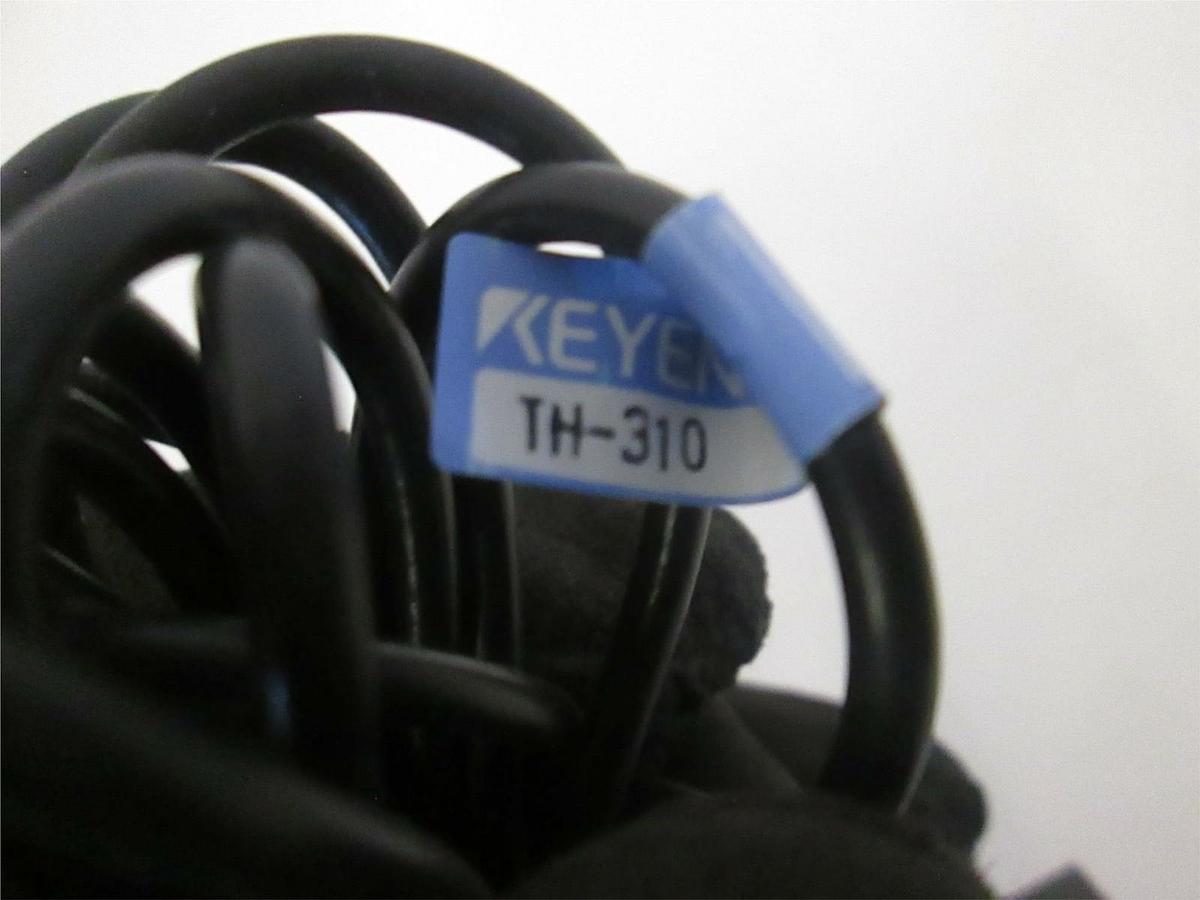 Used Keyence, TH-310, Proximity Sensor, Used