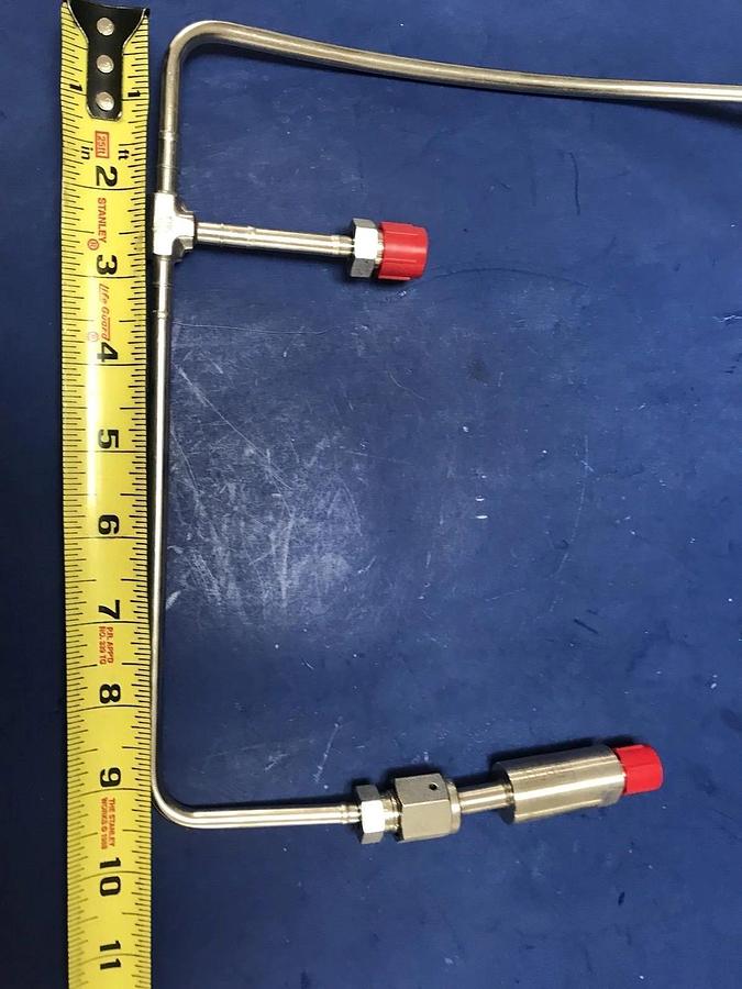 Used Semi gas Pigtail for High Purity Gas Panel/Assembly CGA 326 x 1/4" MVCR x Filter