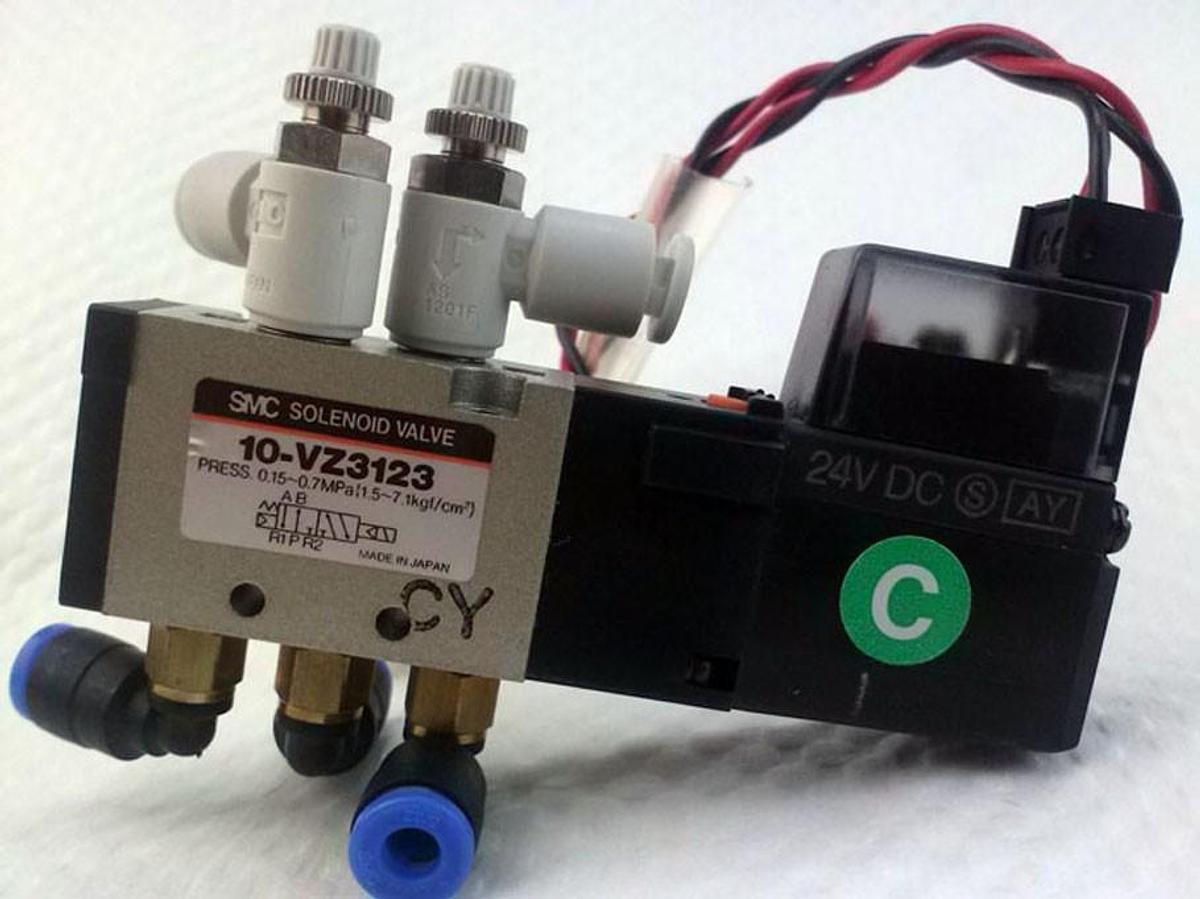 Used SMC,10-VZ3123 5 Port Solenoid Valve, Used