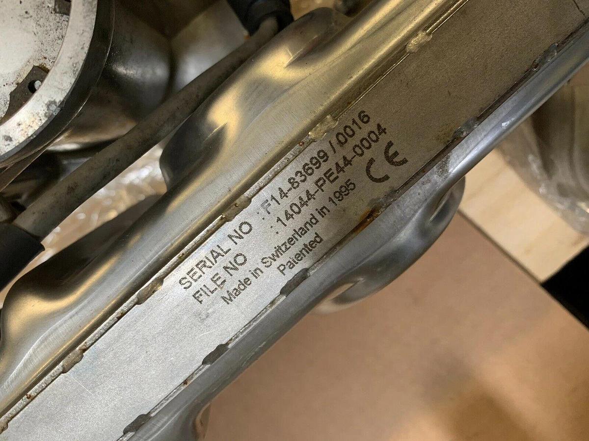 Used VAT Industrial HV Gate Valve 14044-PE44, 6" ID, Used