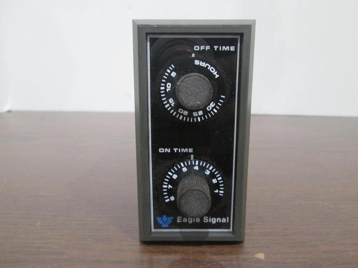 Used Eagle Signal, DA2517A3, Timer, Used