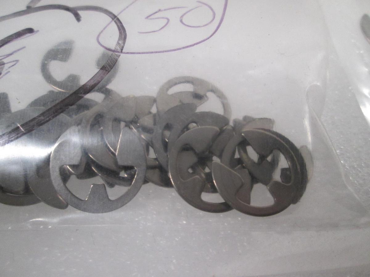 Used Retaining, Ring, 205-950, 1/4" Shaft, New, Lot of 83