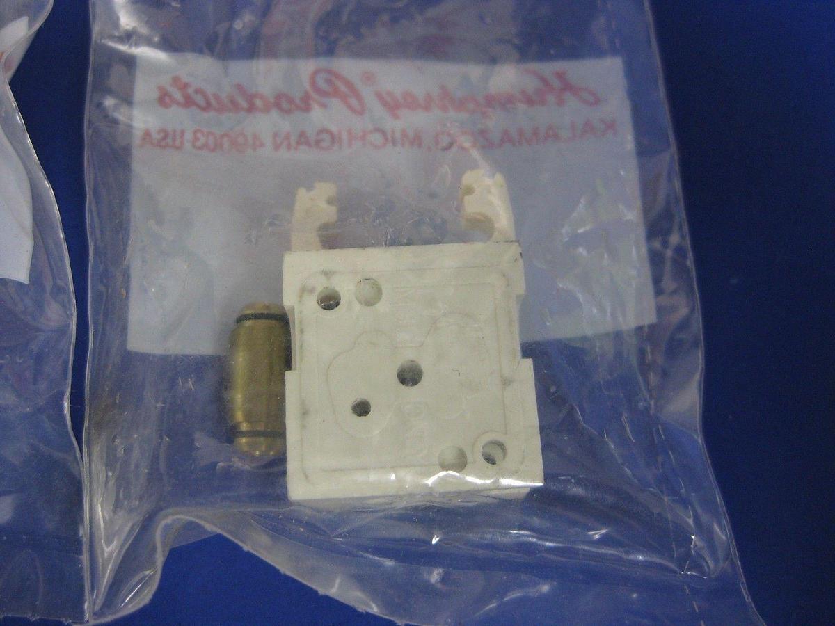 Used Humphrey Mini-Mizer Manifold Block DMZ1 - Box of 25, New