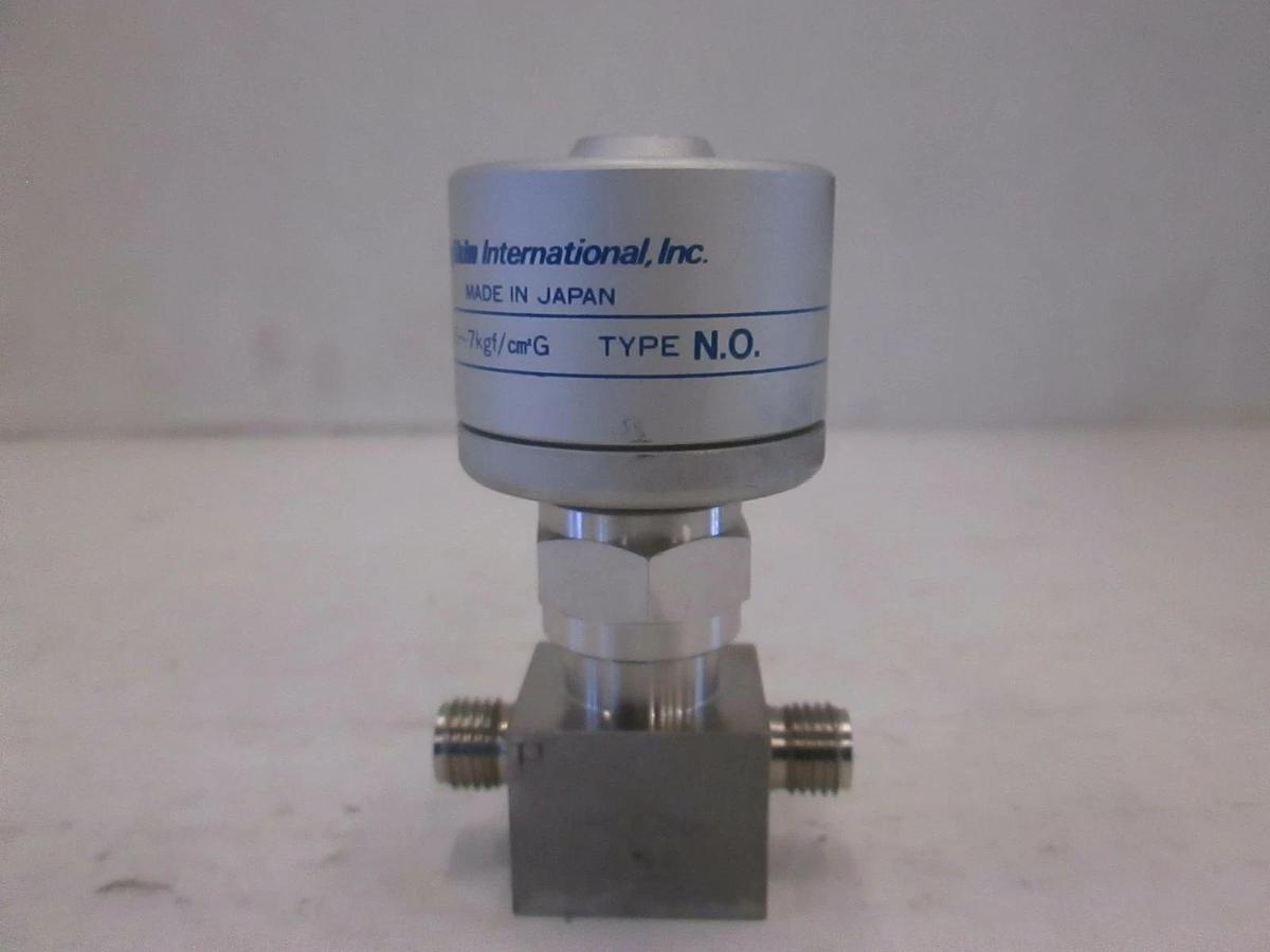 Used Fujikin O.P. 3.5-7kgf/cm2G Pneumatic Valve, N.O Butt Weld, Used