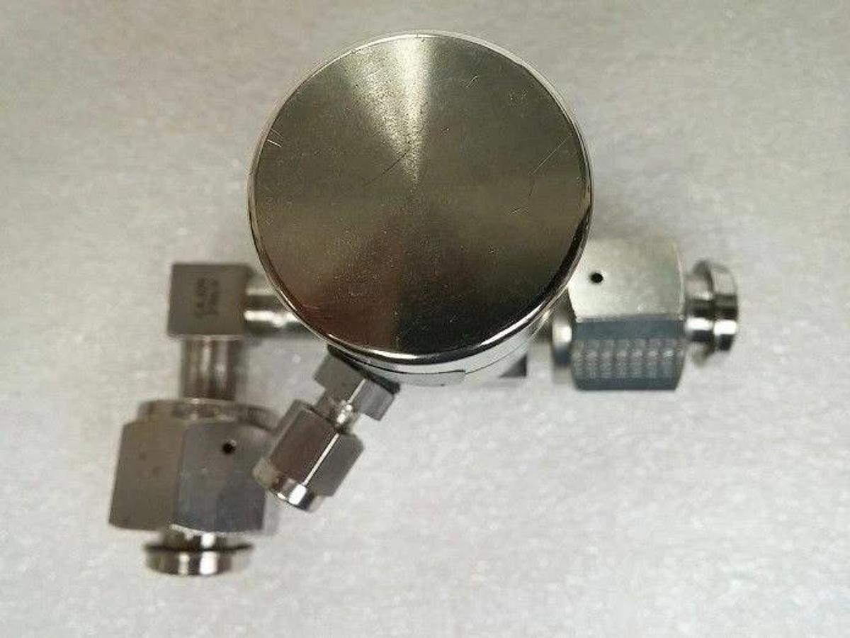 Used Nupro SS-HBTW4-C High Pressure Valve, 1/4" Tube x 3/8" Tube Butt, NC, Used
